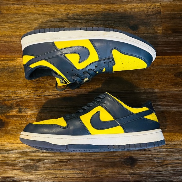 Nike Dunk Low Michigan - Size 11 Blue Yellow Golden State Wolverines Air - Picture 1 of 4